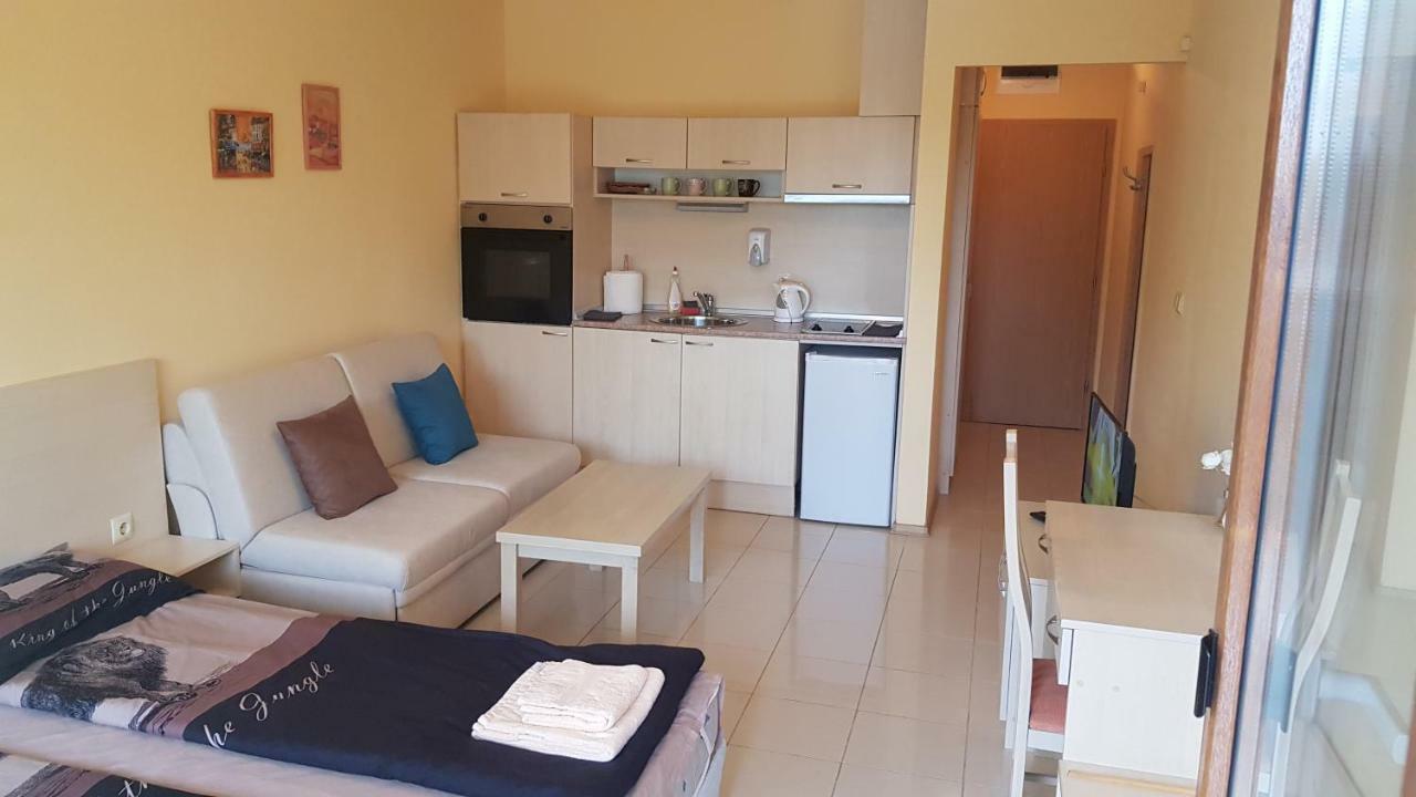 Harmony Hills Kolevi Apartments Rogachevo Dış mekan fotoğraf